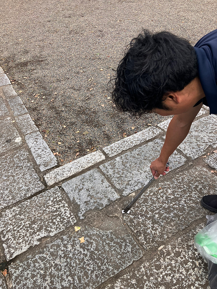 :群馬県前橋市でのごみ拾い・清掃ボランティア活動の様子。有限会社ライフクルー